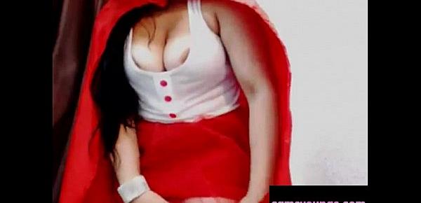  Latina Little Red Riding Hood Models on Cam Free Porn ee